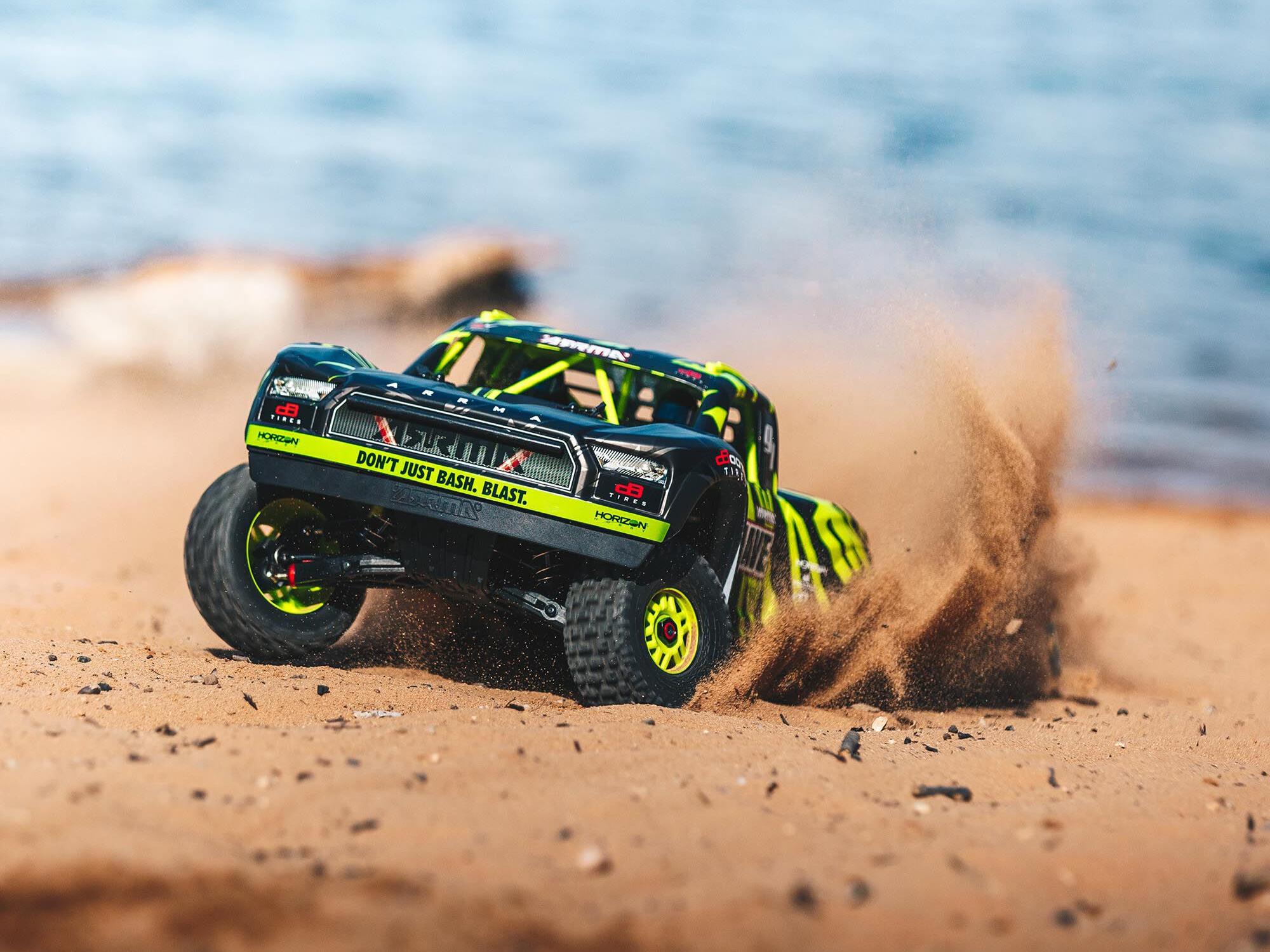 Arrma 1/7 MOJAVE 6S V2 4WD BLX Desert Truck with Spektrum Firma RTR, Green/Black